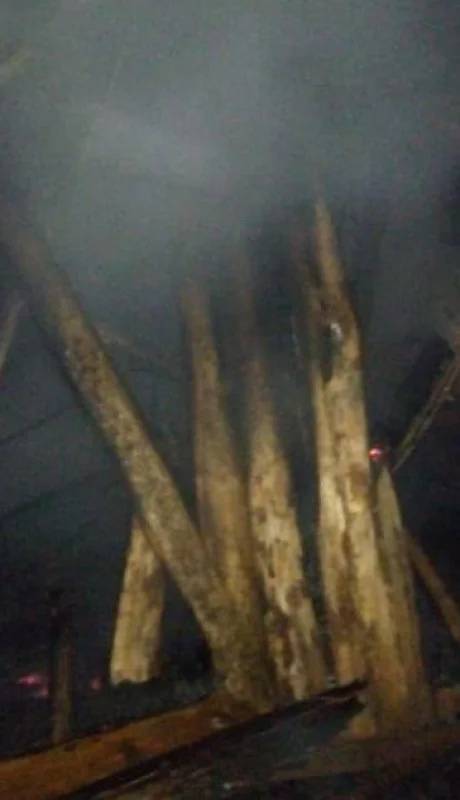 2190c750-3f6a-49eb-8db4-2dc58c04a3ca