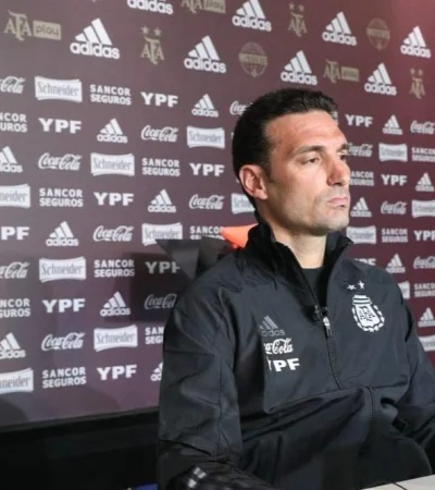 Lionel-Scaloni-Conferencia