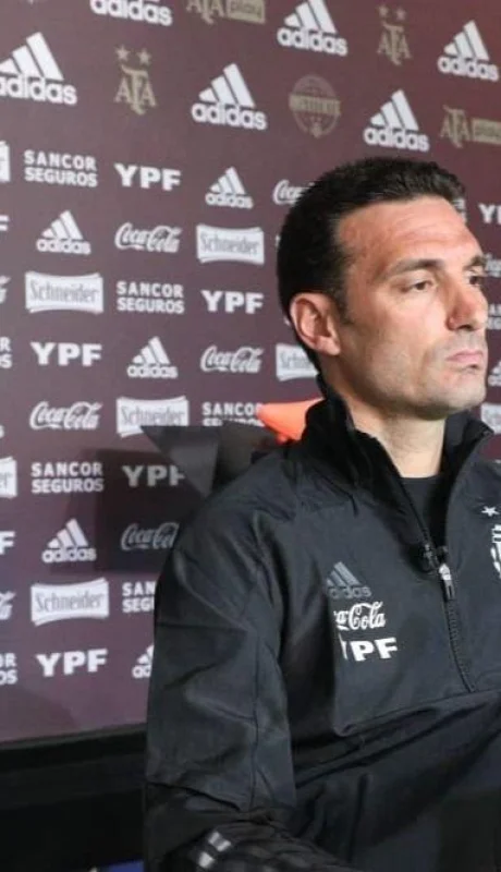 Lionel-Scaloni-Conferencia