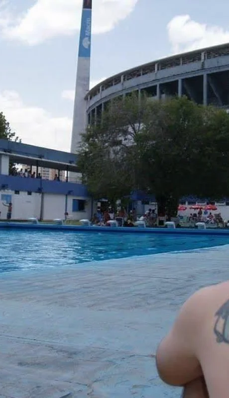 El destino y manejo de los clubes de fútbol en discusión