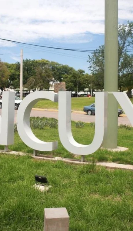 UNCUyo