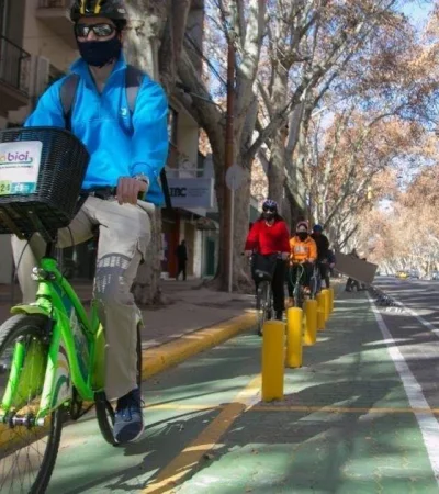 bicitours-mendoza-capital-ciudad-hoy