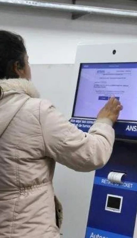 Cobrando-ANSES-plus-diciembre