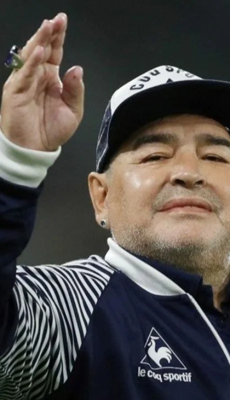 diego-maradona-velatorio-casa-rosada