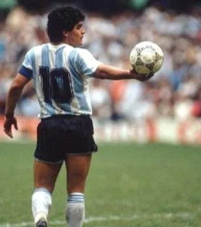 Maradona_Espalda_Argentina