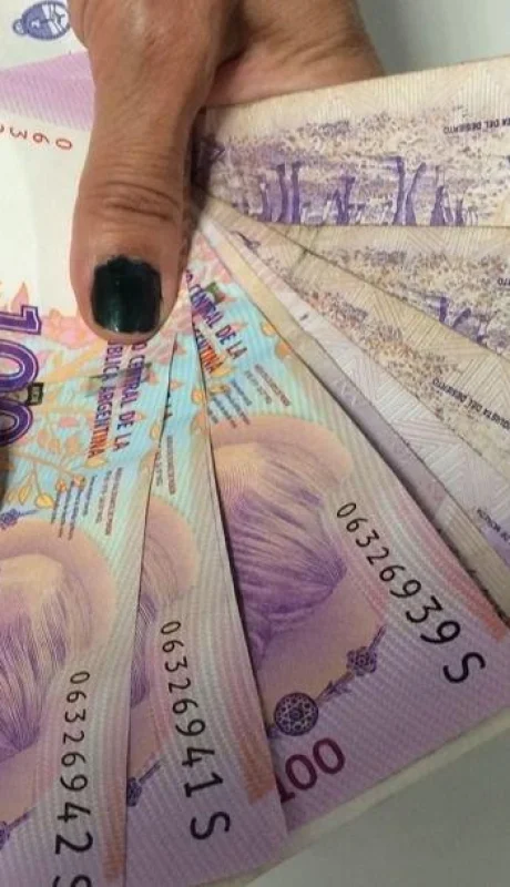 Dinero-Cobro-noviembre-AUH