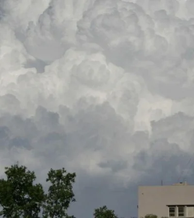 La nubosidad se irá incrementando con el correr de las horas en la franja central del país, donde hoy la máxima podría alcanzar los 32 grados.