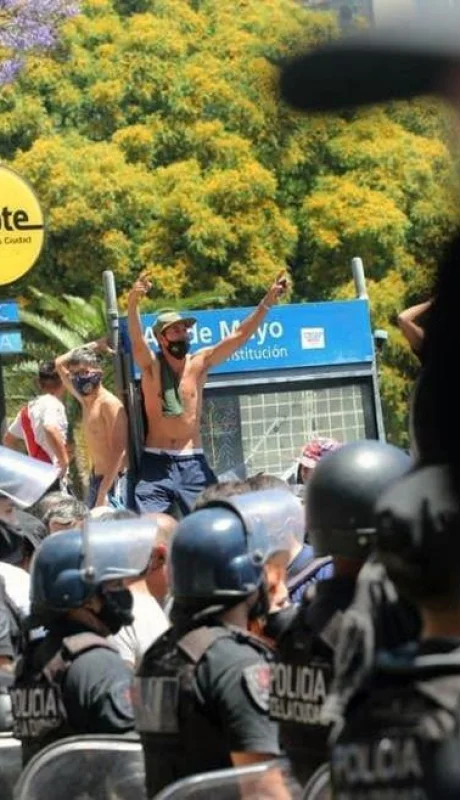 Diego-Maradona-despedida-incidentes