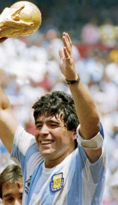 Maradona-3