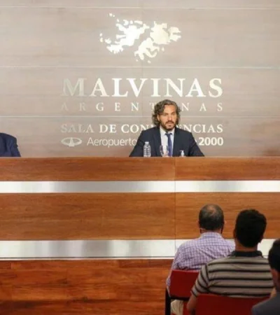 santiago-cafiero-conferencia-prensa