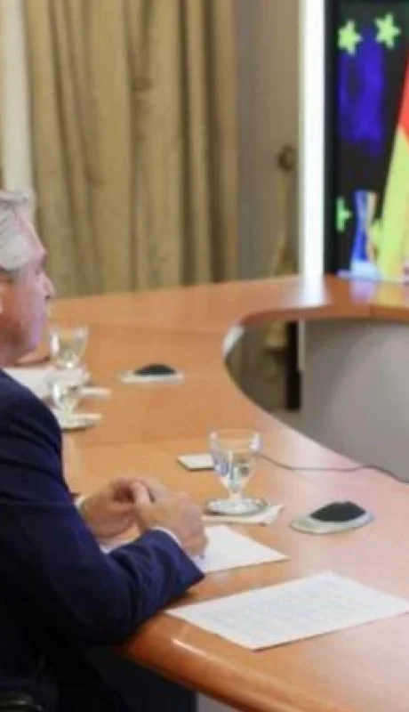 alberto-fernández-merkel-fmi