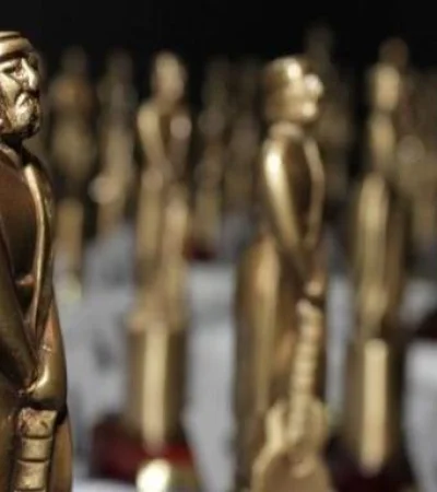 001-martin-fierro-estatuilla