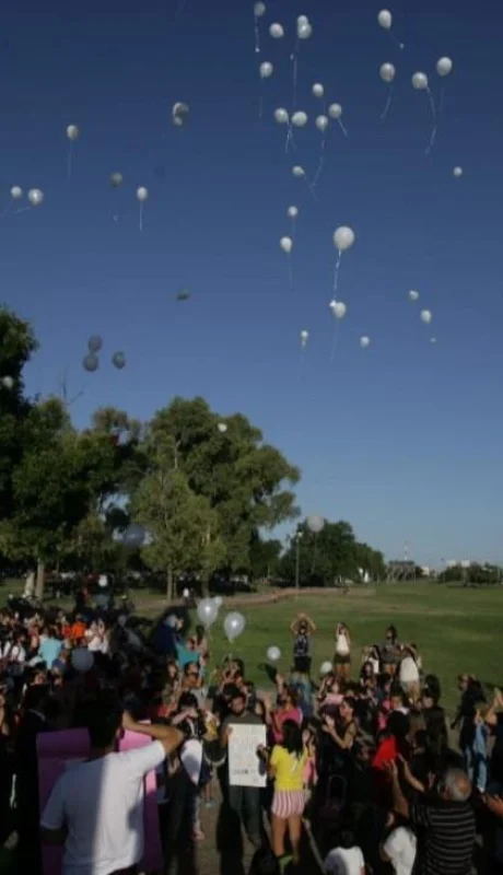 44749399-772D-4830-A41A-8AEDDF3E3D71