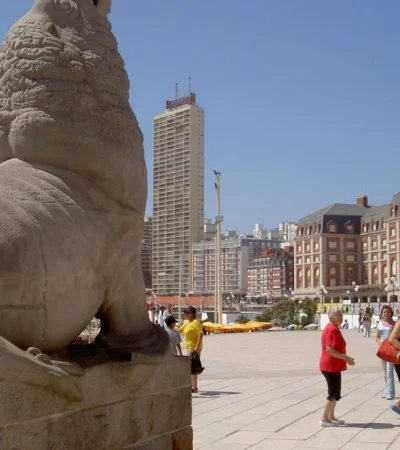 Stensjölejon_i_Mar_del_Plata