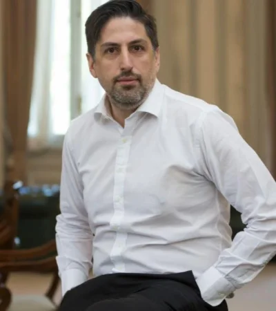 nicolás-trotta-educación