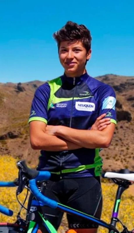 abril-garzon-ciclista-neuquen