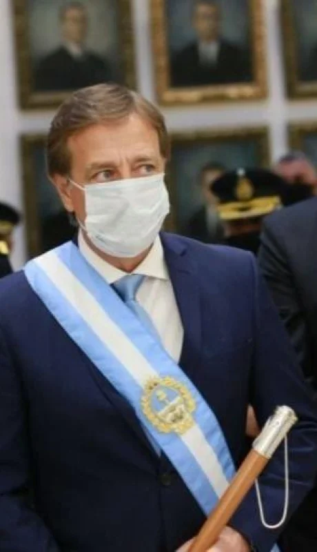 5eac281d40374_905_510!