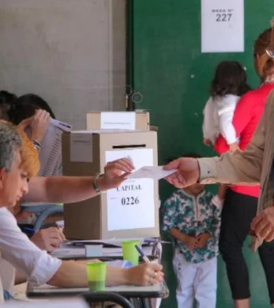 adultos_mayores_jubilados_voto_urnas_elecciones