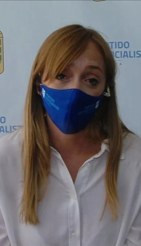 Anabel_Ferna?ndez_Sagasti_barbijo