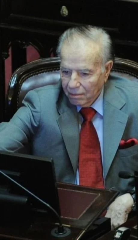 carlos-menem-velorio