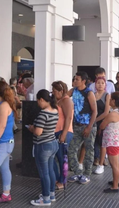 Cobrando-Banco-ANSES