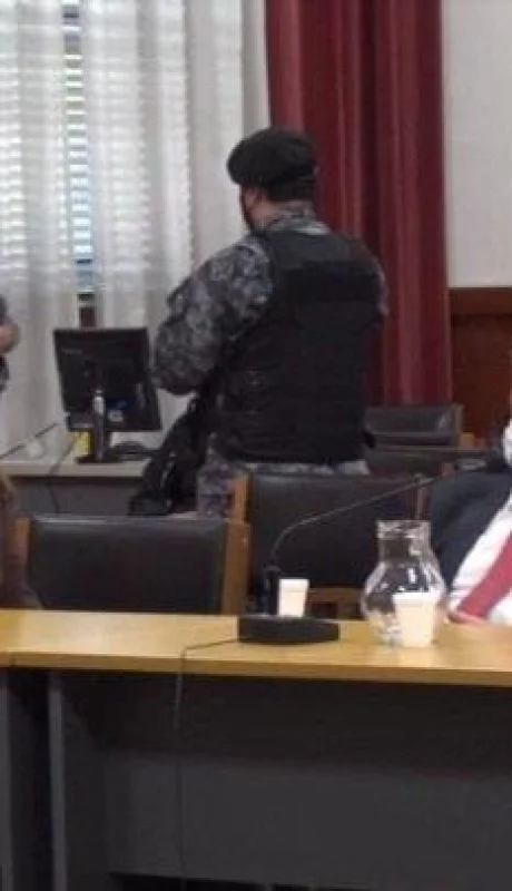 40BDB3AC-5996-474E-B21E-10175EF54A95