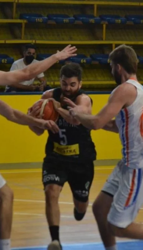 76e1e239-c6f3-4711-9b06-ee63d29e6c70