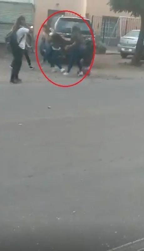 video-chica-golpeada-santa-rosa-escuela