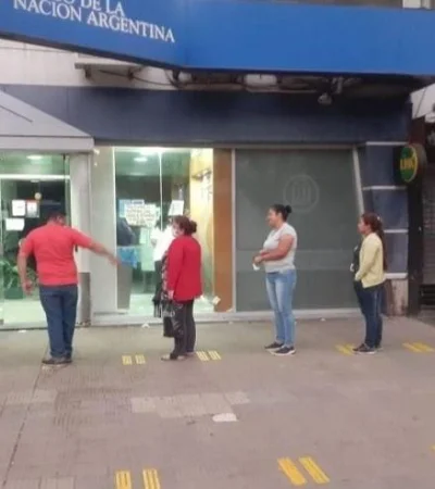 Cajero-Fila-AUH-Plan-Social