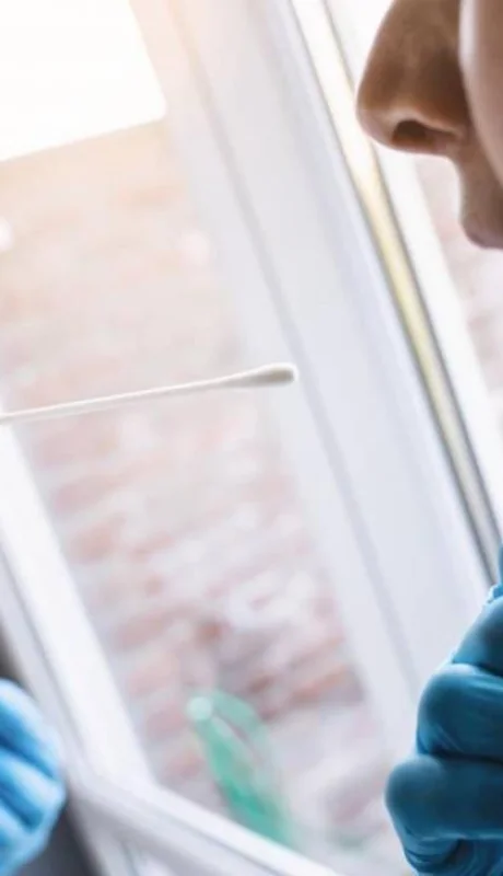 Reinfectados-entre-falsos-negativos-baja-inmunidad-y-coronavirus-muertos