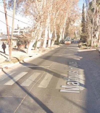 DFB7B250-07E2-4A41-8139-F268E17D5CC8