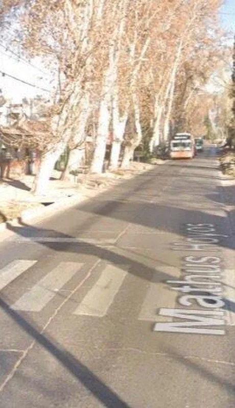 DFB7B250-07E2-4A41-8139-F268E17D5CC8