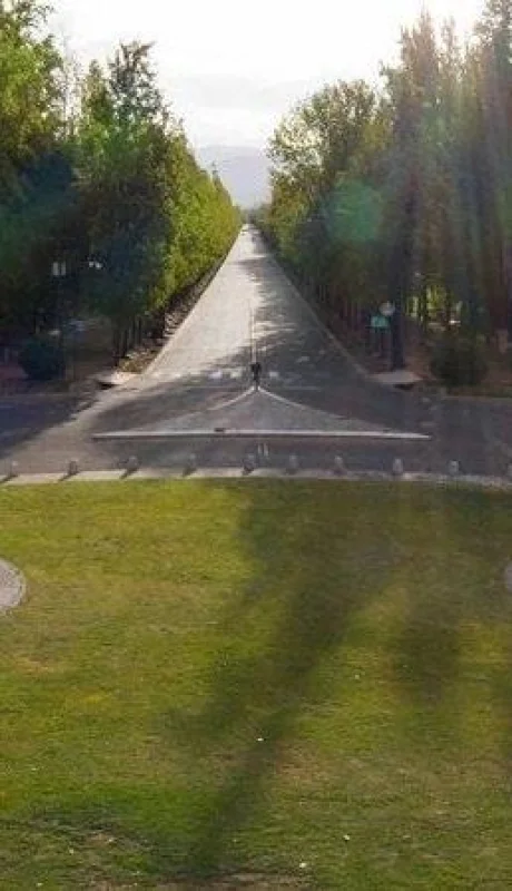 AE870D5D-15A3-4DE7-BBA7-27B70A269AFB