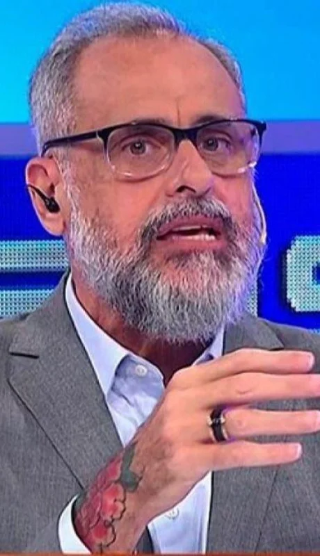 rial-vacuna-miami-criticas-memes