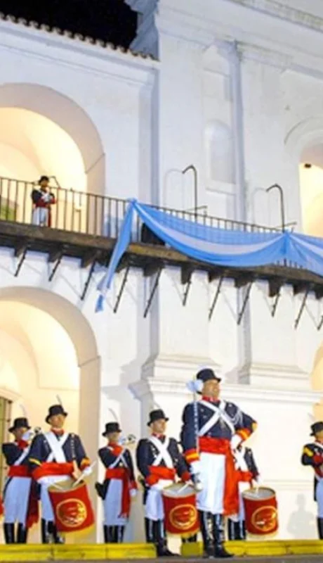 Cabildo_Revolucio?n_Mayo