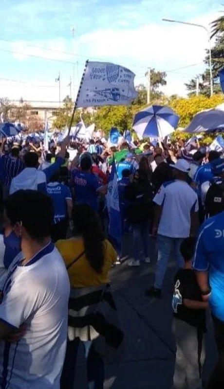 TOmba-centenario-calle