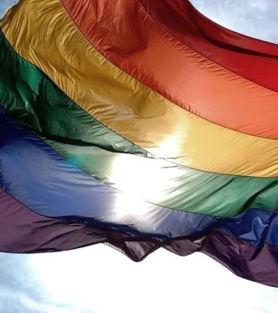 La comunidad LGBTIQ+ convocó a la marcha de este sábado.