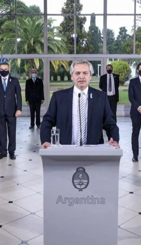 Alberto-Fernandez-Dia-de-la-Bandera