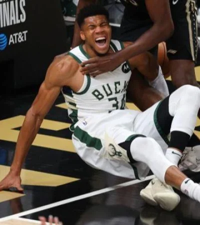antetokoumpo
