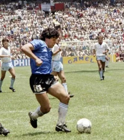 diego-maradona-ingleses
