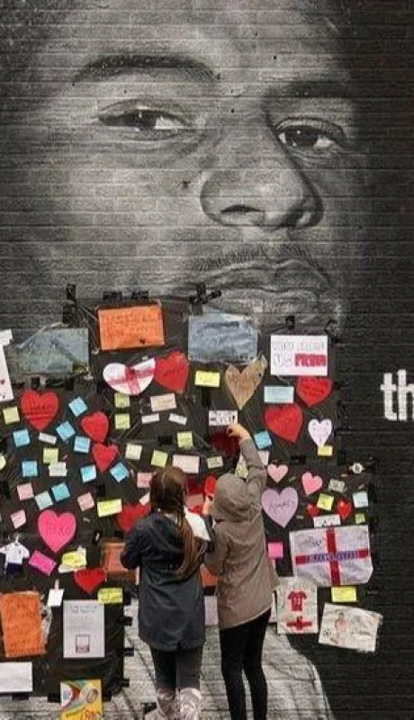 _119390010_rashfordmuralpamedia