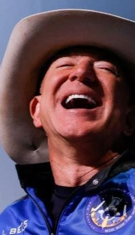 jeff-bezos-a-la-luna