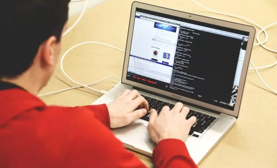 hacker-sistema-argentina-cuenta-bancaria-robo-datos-mail-peligro