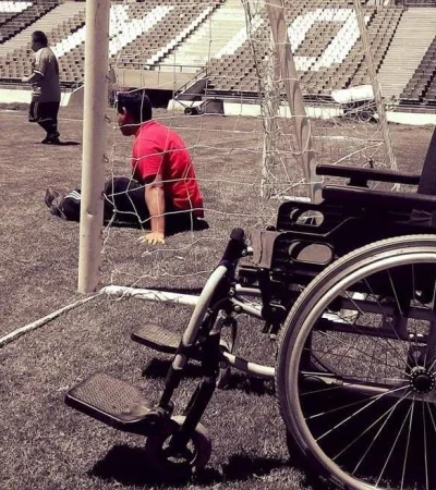 AF252507-F6CF-4289-8CF3-62B2AD3ABCF2