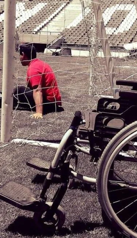 AF252507-F6CF-4289-8CF3-62B2AD3ABCF2