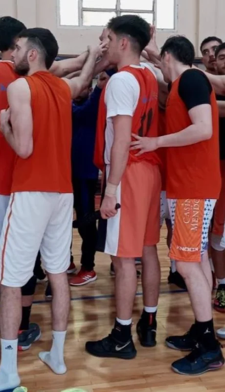 c4ab923f-89df-4755-9b32-f489c7916c19-(1)