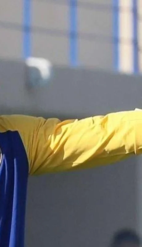 2e53c415-f932-43a0-a3f7-c399be488e5f