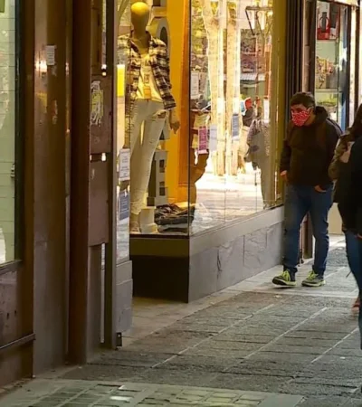 1591296180731comercio-mendoza-horario-apertura--01