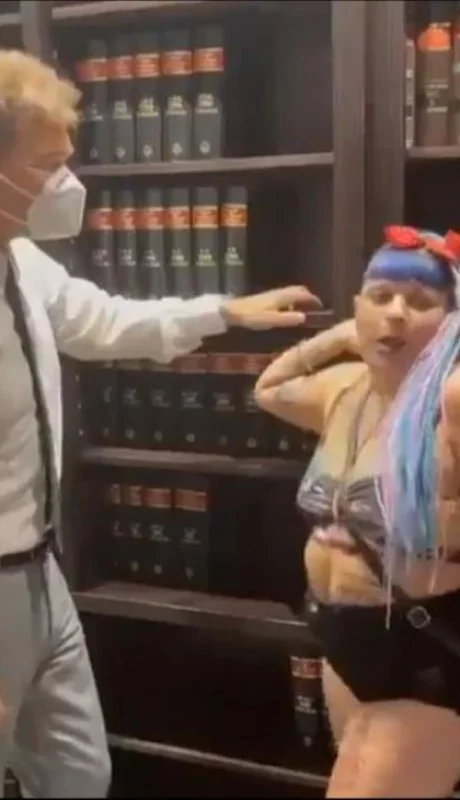 burlando-con-la-chabona-video-viral