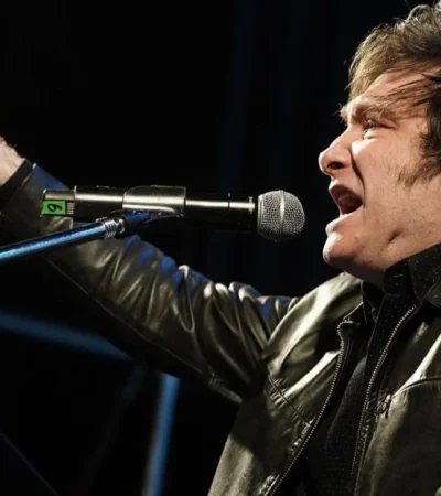 a19bb1ea-930d-456f-b39b-3b6c68ed31fd